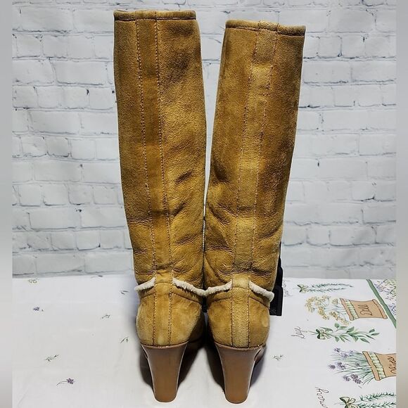 Gucci Shearling Wedge Heel Boots 6.5 B - Picture 2 of 15